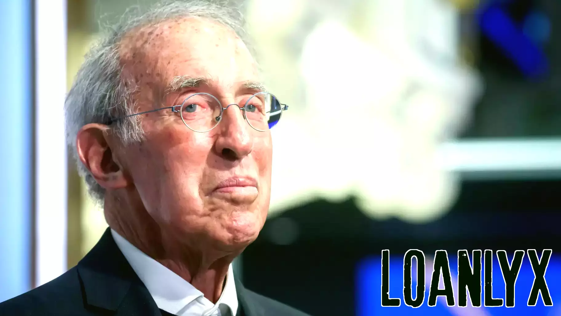 Billionaire Investor Highlights Undervalued Financial Stocks Amid Tech Frenzy