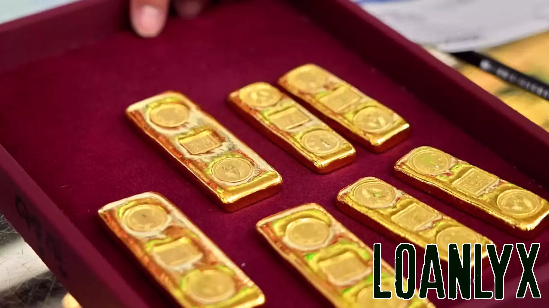 Gold tumbles to $5,300, silver sinks from record as precious metals rally enters 'dangerous phase'