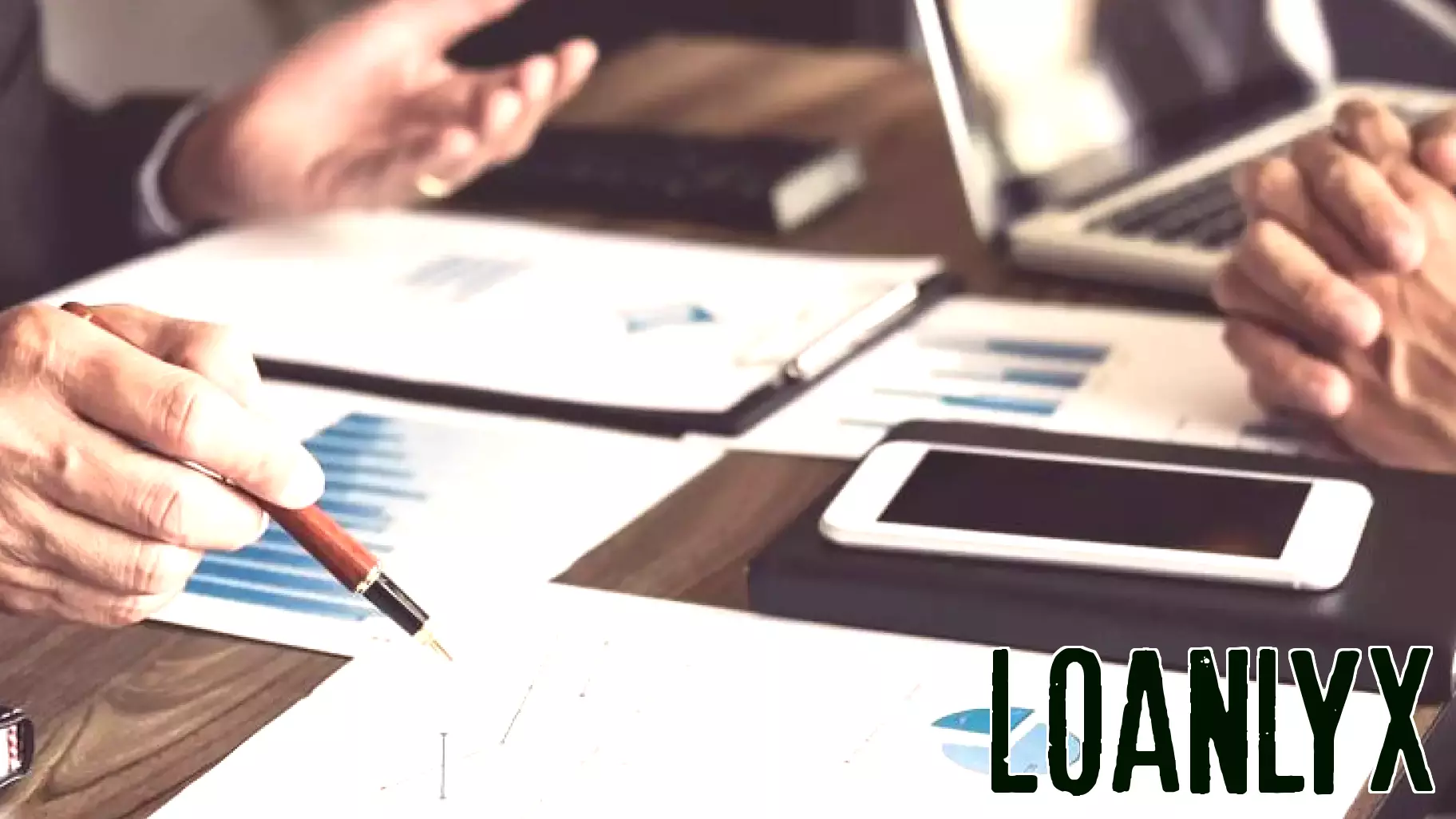 Traders Holdings Faces Net Margin Decline Amidst Strong Earnings Growth