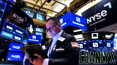 Market Turmoil: Government Shutdown Fears Compound Tariff Concerns