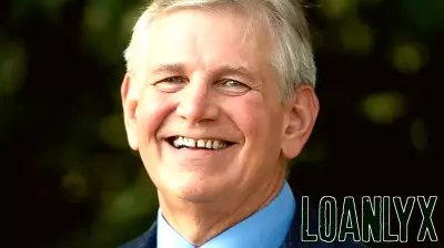 Shifting Dynamics of Holiday Shopping This Year