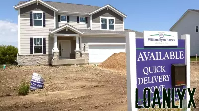 Surge in Unsold Homes Leads to Price Cuts and Mortgage Incentives